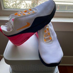 Nike Air Max Motion 2 Shoes White/Navy/Pink Size 8